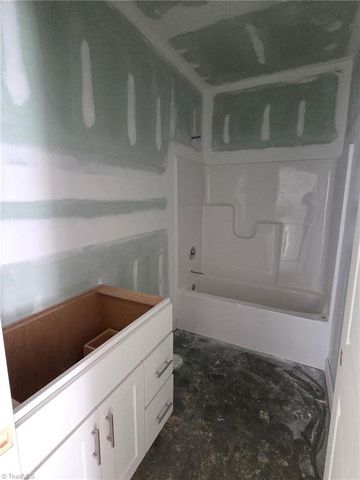 1376 Piedmont Drive, Lexington, NC 27295