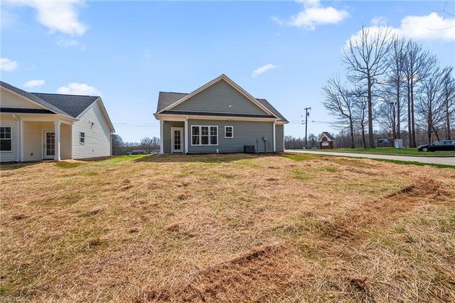 1376 Piedmont Drive, Lexington, NC 27295