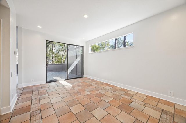 225 Litchfield Lane, Houston, TX 77024