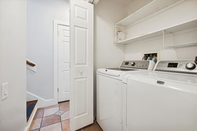 225 Litchfield Lane, Houston, TX 77024