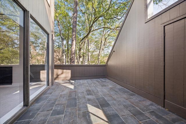 225 Litchfield Lane, Houston, TX 77024