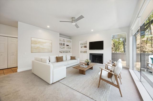 225 Litchfield Lane, Houston, TX 77024