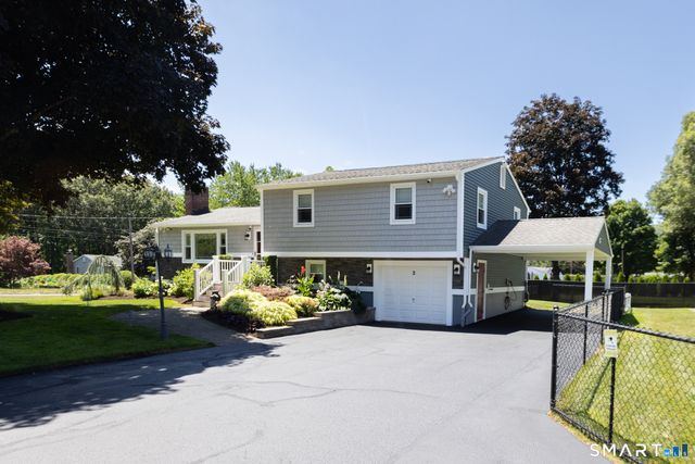 2 Woodridge Court, Southington, CT 06489