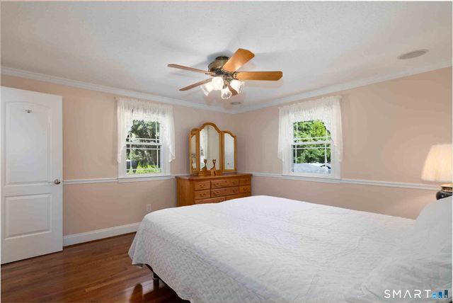 2 Woodridge Court, Southington, CT 06489