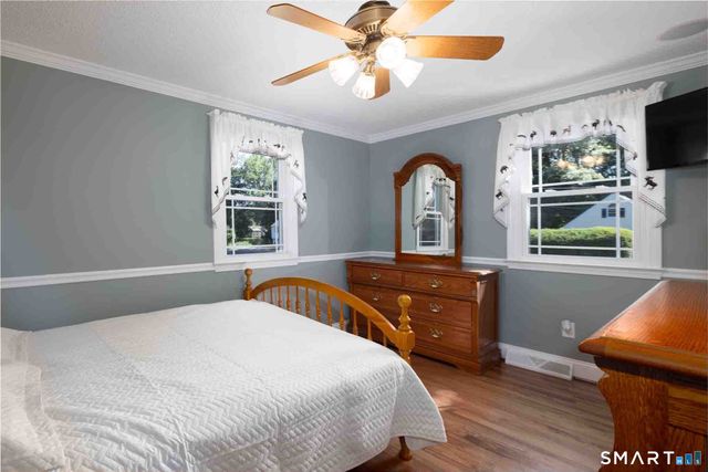 2 Woodridge Court, Southington, CT 06489