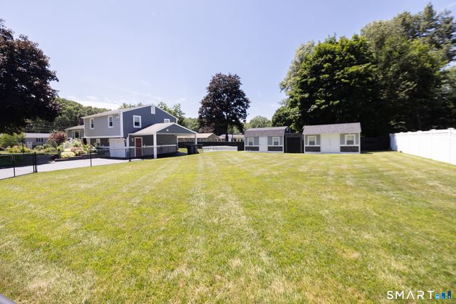 2 Woodridge Court, Southington, CT 06489