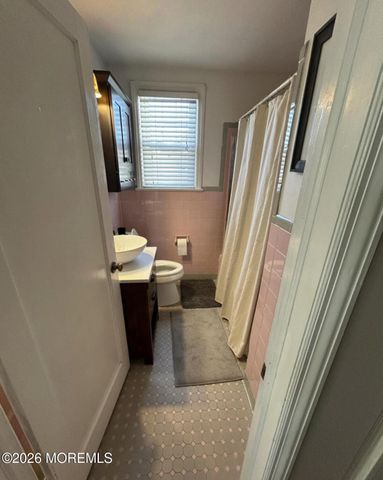 1527 Beaver Dam Road, Point Pleasant, NJ 08742