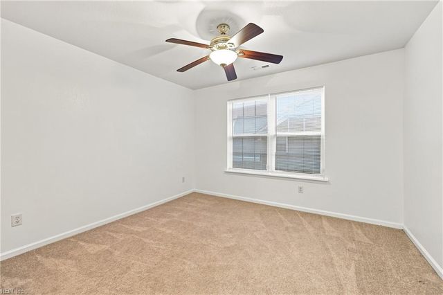 126 Hawks Nest Lane LN, Suffolk, VA 23435