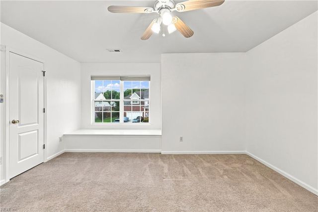 126 Hawks Nest Lane LN, Suffolk, VA 23435