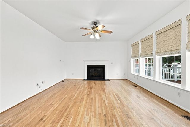 126 Hawks Nest Lane LN, Suffolk, VA 23435