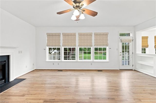 126 Hawks Nest Lane LN, Suffolk, VA 23435