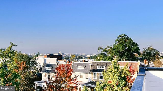 1266 Holbrook Ter NE Unit 1, Washington, DC 20002