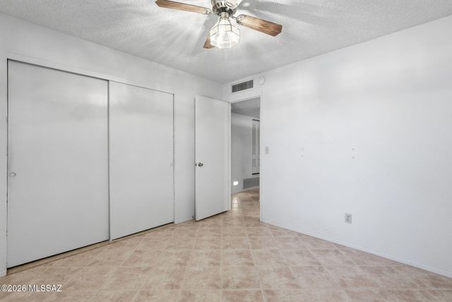 8470 N Star Grass Drive, Tucson, AZ 85742