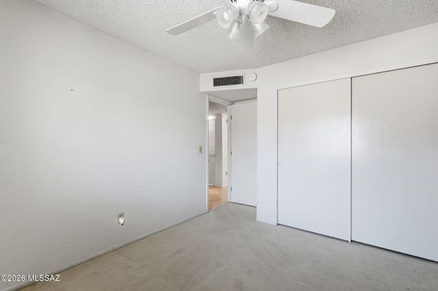 8470 N Star Grass Drive, Tucson, AZ 85742