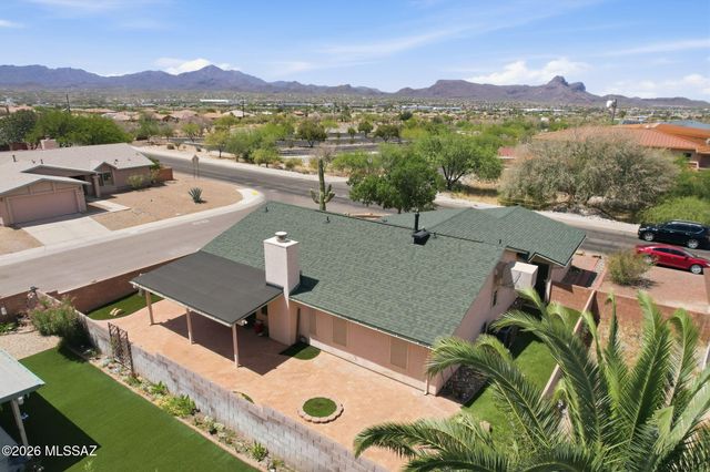 8470 N Star Grass Drive, Tucson, AZ 85742