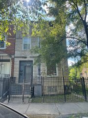 1528 S Spaulding Avenue, Chicago, IL 60623