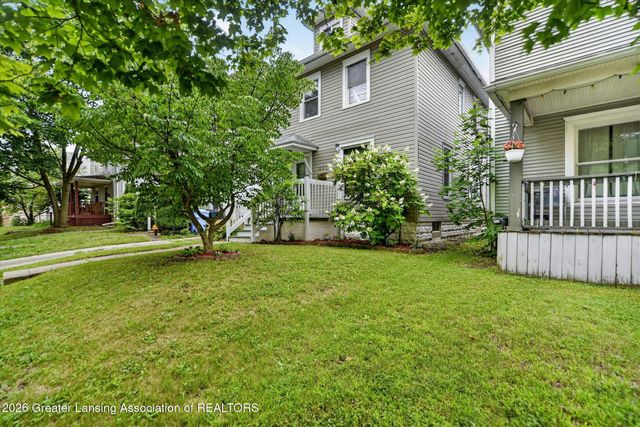 921 W Genesee Street, Lansing, MI 48915