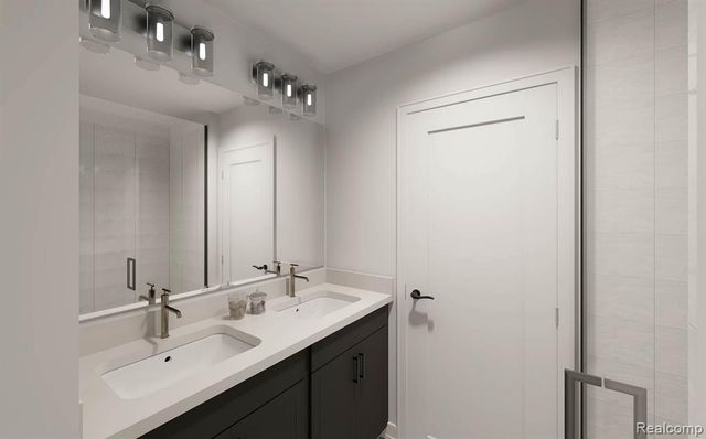 33022 Rougeside Trail Road 53, Farmington, MI 48336