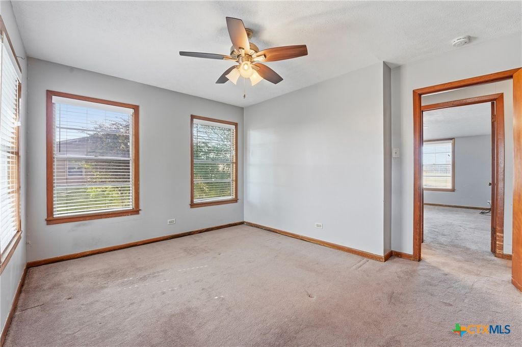 Image 22 of property listing at 1603 Seydler Street, Gonzales, TX 78629