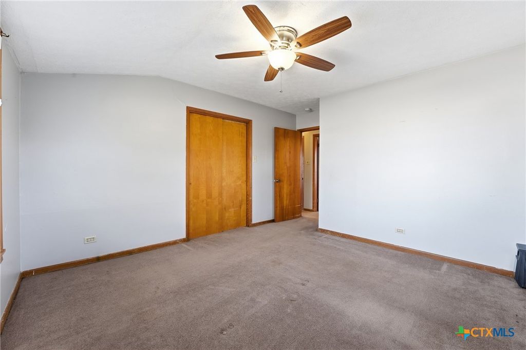 Image 29 of property listing at 1603 Seydler Street, Gonzales, TX 78629
