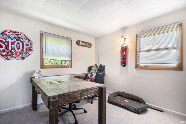 10461 N Moore Street, Syracuse, IN 46567