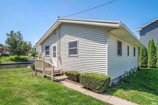 10461 N Moore Street, Syracuse, IN 46567