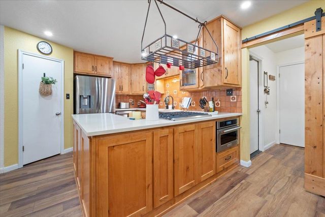 208 Daybreak CV, Buda, TX 78610
