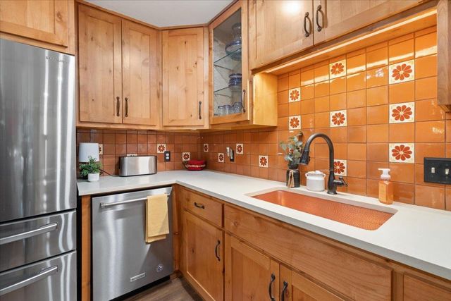 208 Daybreak CV, Buda, TX 78610