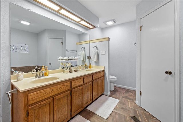 208 Daybreak CV, Buda, TX 78610