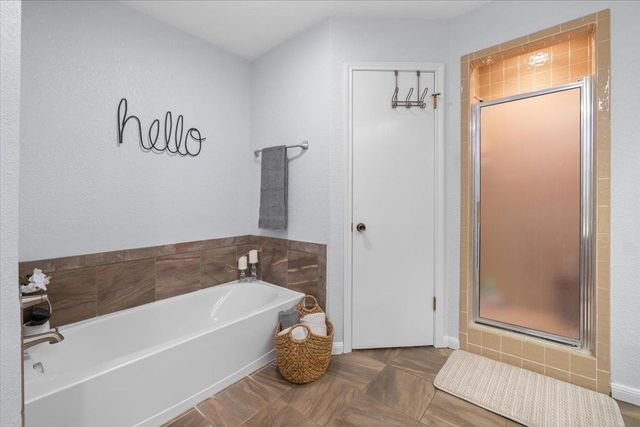 208 Daybreak CV, Buda, TX 78610