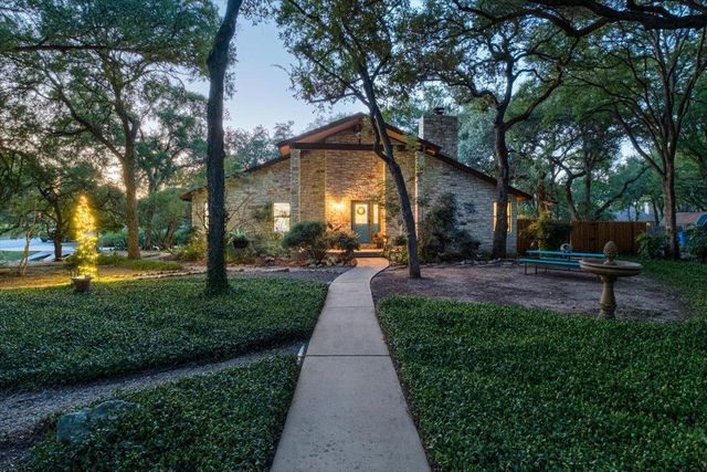 208 Daybreak CV, Buda, TX 78610