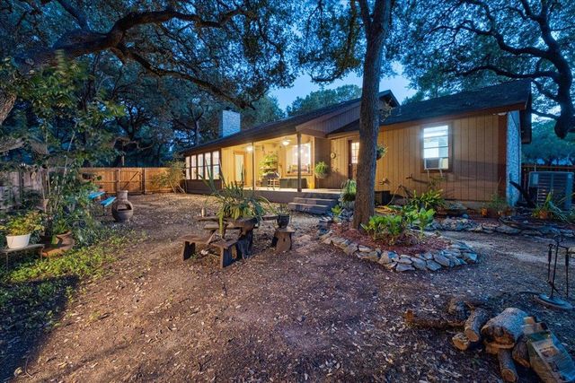 208 Daybreak CV, Buda, TX 78610