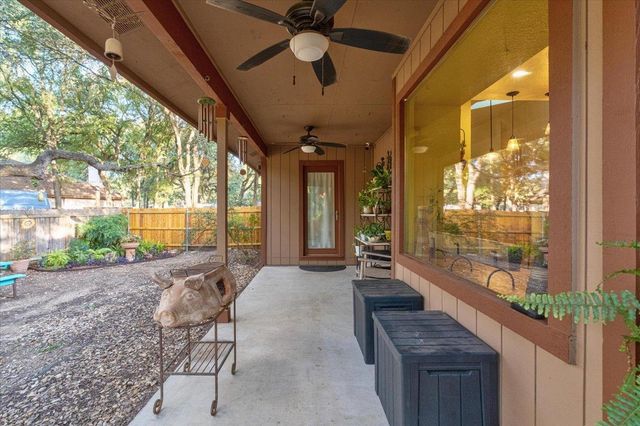 208 Daybreak CV, Buda, TX 78610