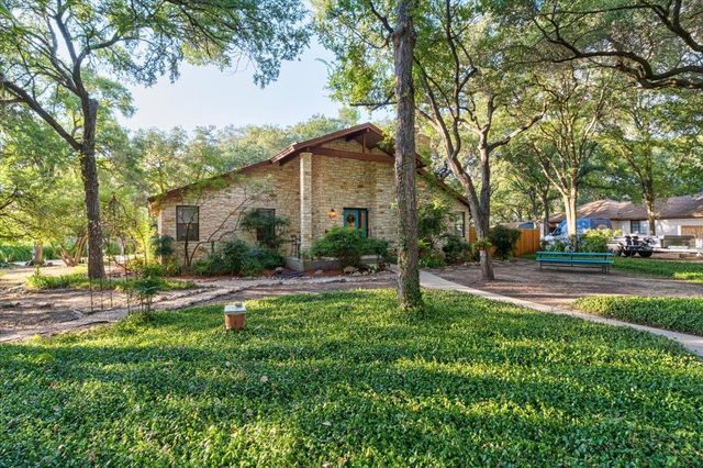 208 Daybreak CV, Buda, TX 78610