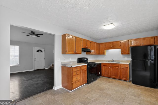 5207 Oaktree Court, Lithonia, GA 30038