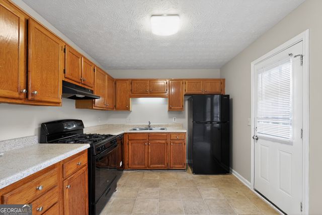 5207 Oaktree Court, Lithonia, GA 30038