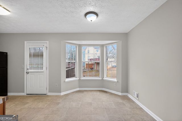 5207 Oaktree Court, Lithonia, GA 30038