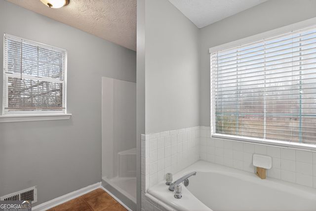 5207 Oaktree Court, Lithonia, GA 30038