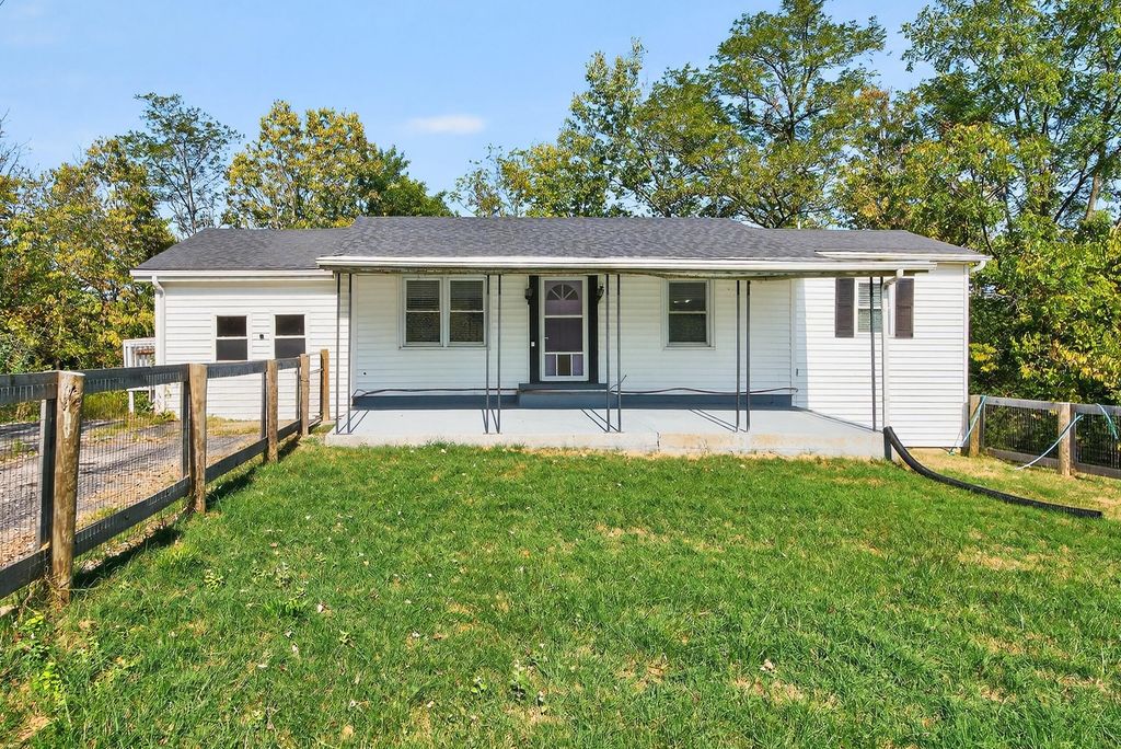 2363 Old Millersburg Road, Paris, KY 40361