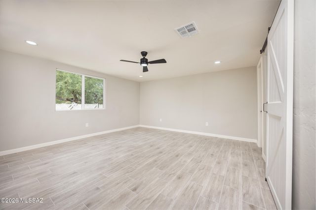 4243 E Los Robles, Tucson, AZ 85712