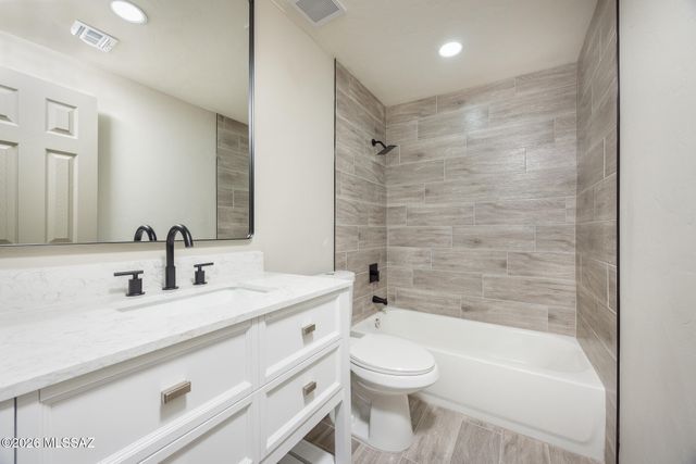 4243 E Los Robles, Tucson, AZ 85712