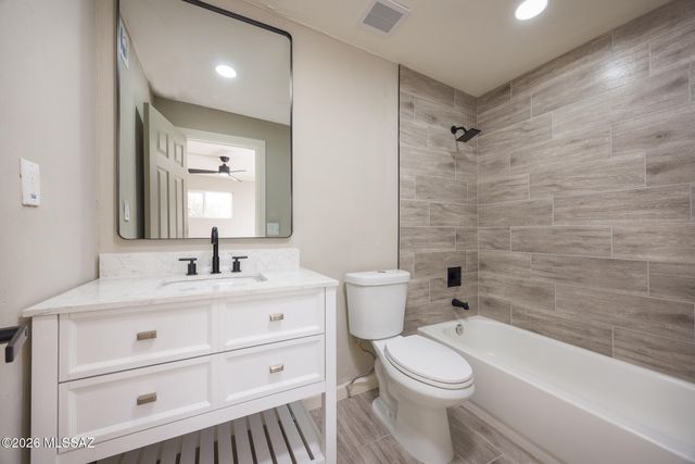 4243 E Los Robles, Tucson, AZ 85712