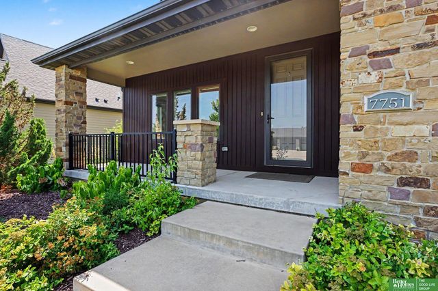7751 S 94th Bay, Lincoln, NE 68526