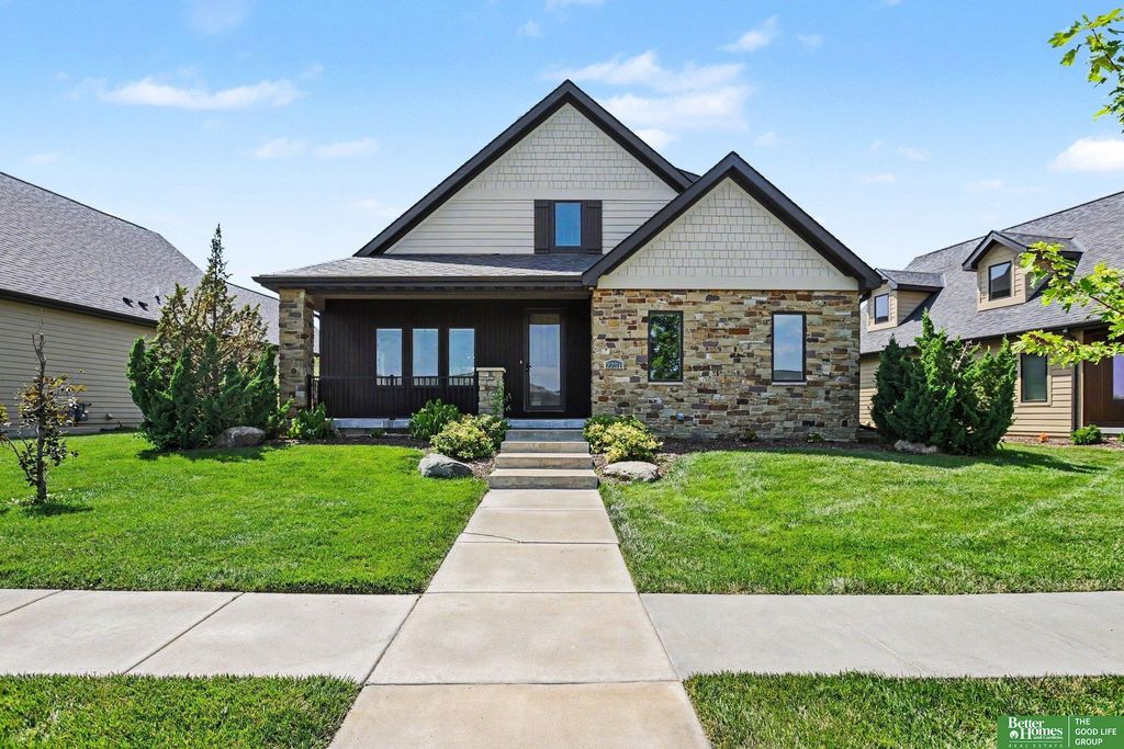 7751 S 94th Bay, Lincoln, NE 68526