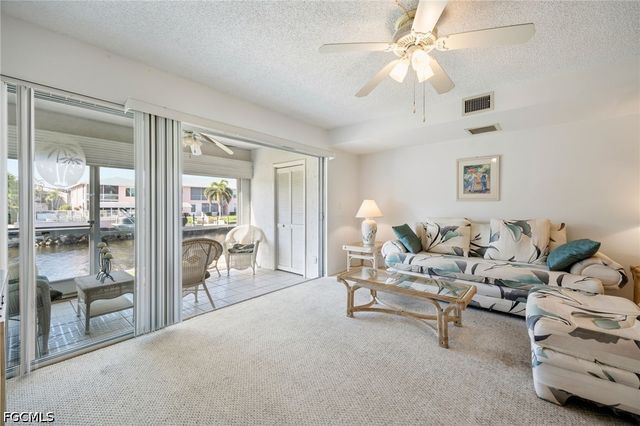 1322 SE 40th ST 2, Cape Coral, FL 33904