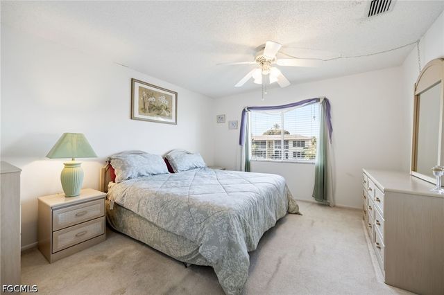 1322 SE 40th ST 2, Cape Coral, FL 33904