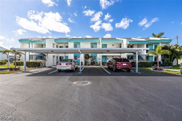 1322 SE 40th ST 2, Cape Coral, FL 33904