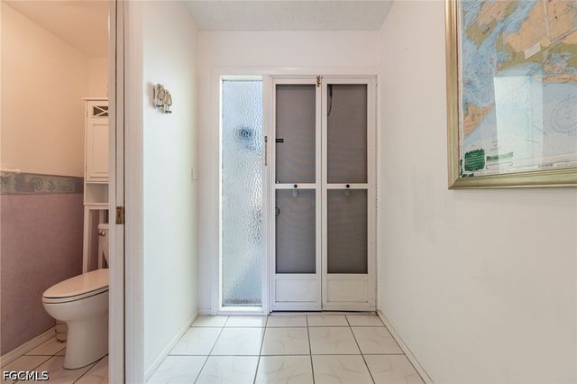 1322 SE 40th ST 2, Cape Coral, FL 33904