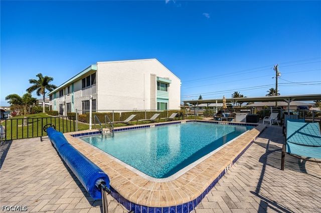 1322 SE 40th ST 2, Cape Coral, FL 33904