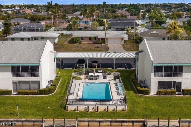 1322 SE 40th ST 2, Cape Coral, FL 33904